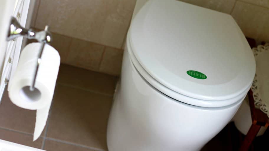 Quels sont les différents types de toilettes sèches ?